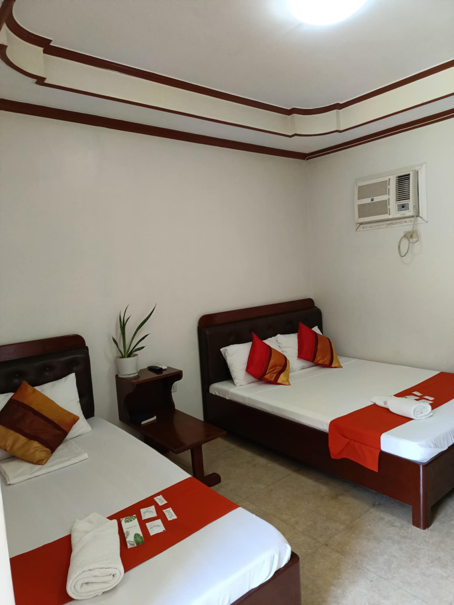 Jillian's tourist inn 