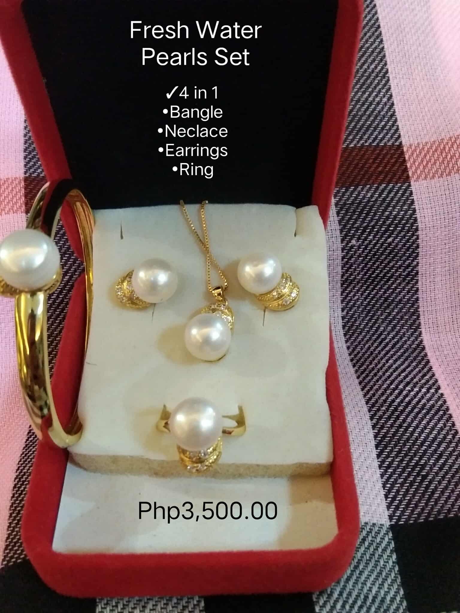 ARANDEMAN SOUVENIR SHOP 