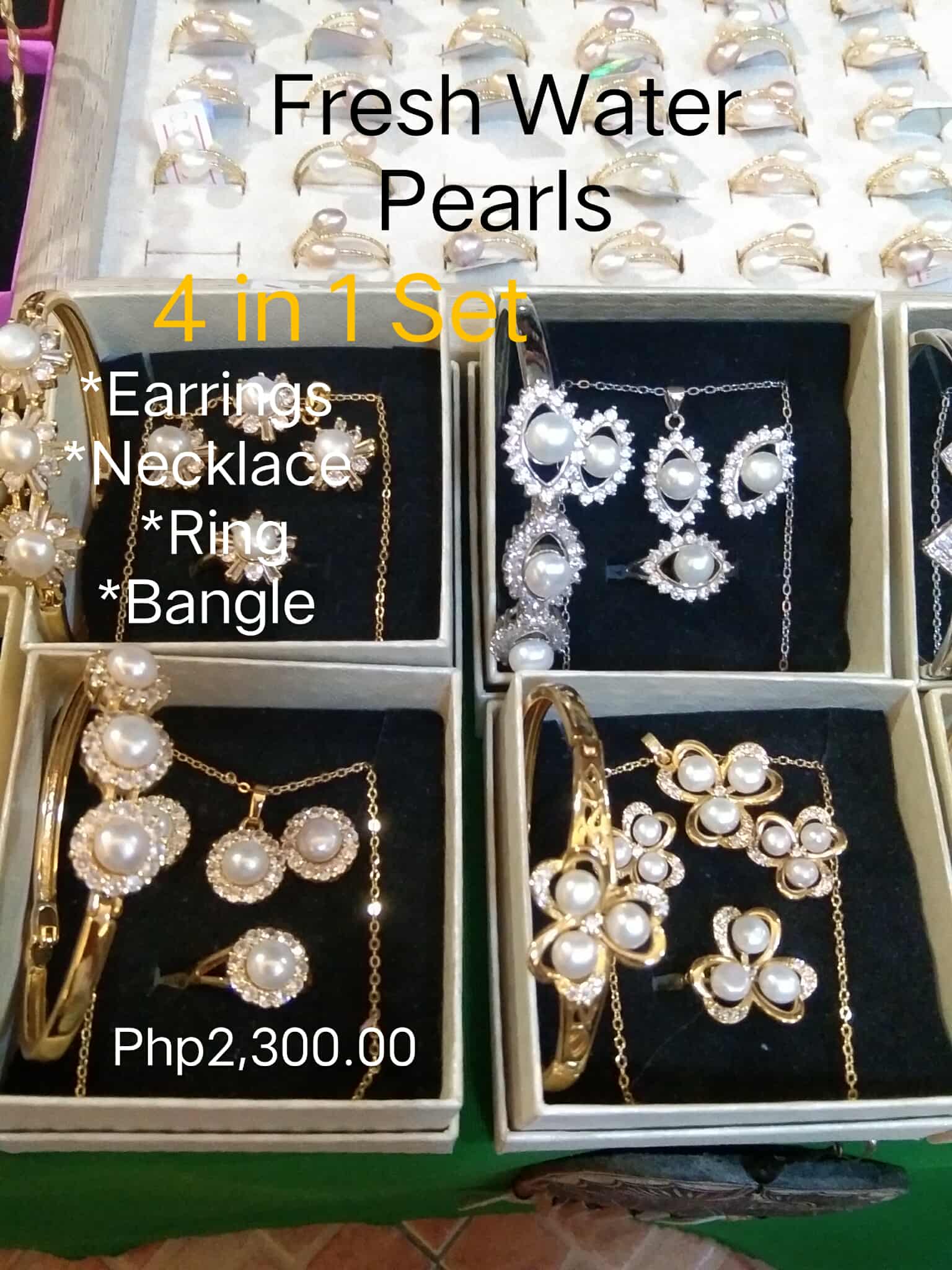 ARANDEMAN SOUVENIR SHOP 